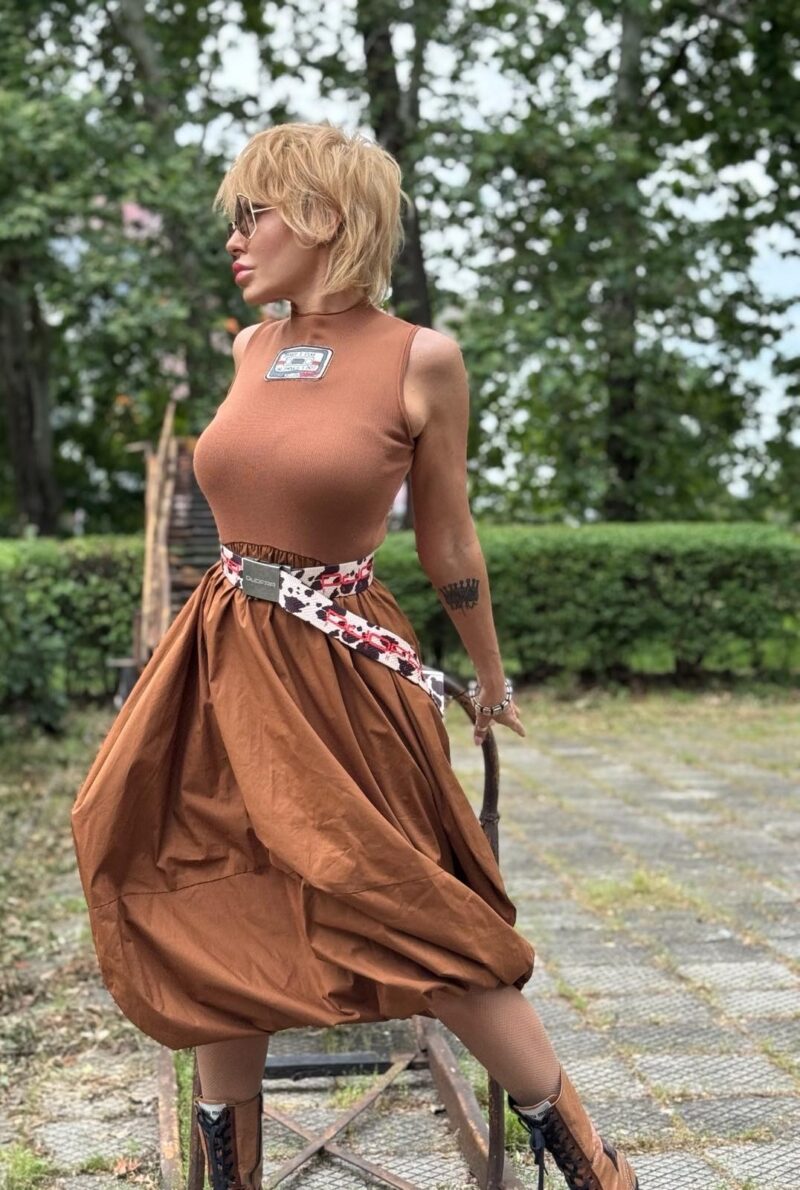 Рокля Casual Camel - Image 7
